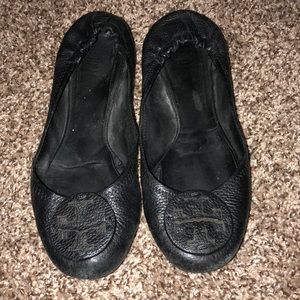 Tory Burch Reva flats - pebble stone pattern!